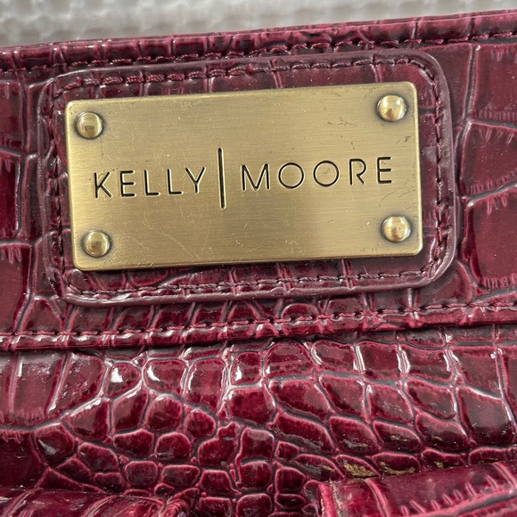 The OG Kelly Moore Camera Bag - Picture 3 of 16